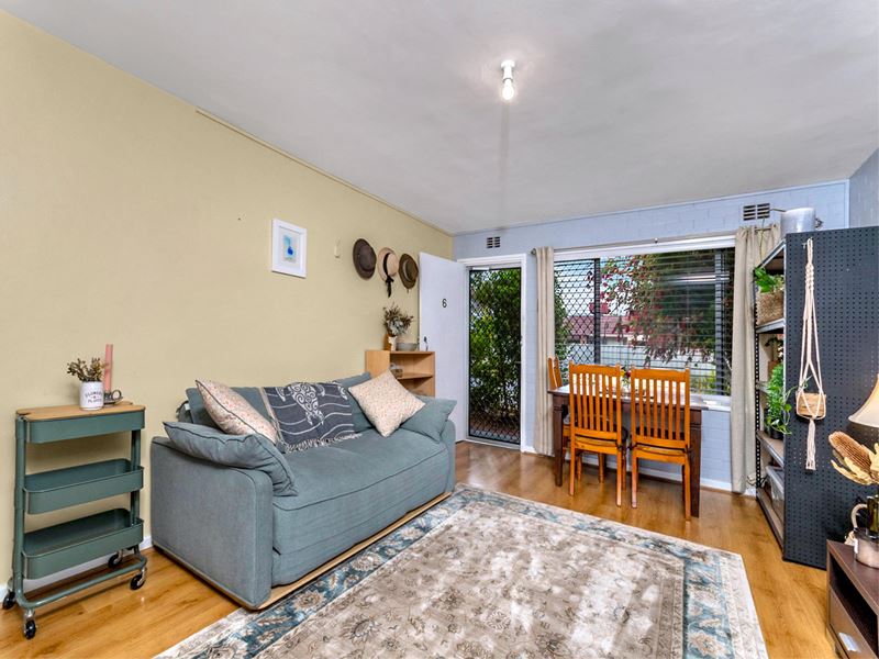 6/13 Grant Place, Bentley