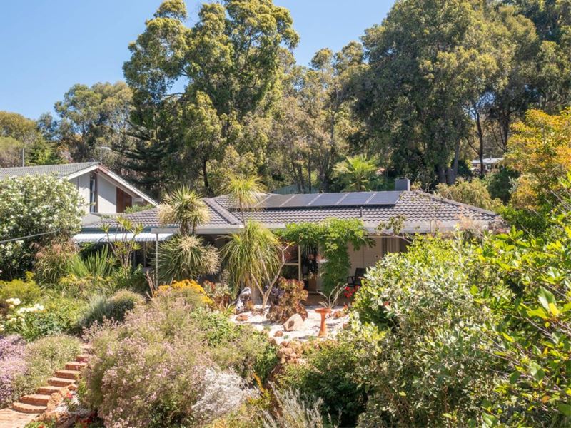 65 First Avenue, Bickley