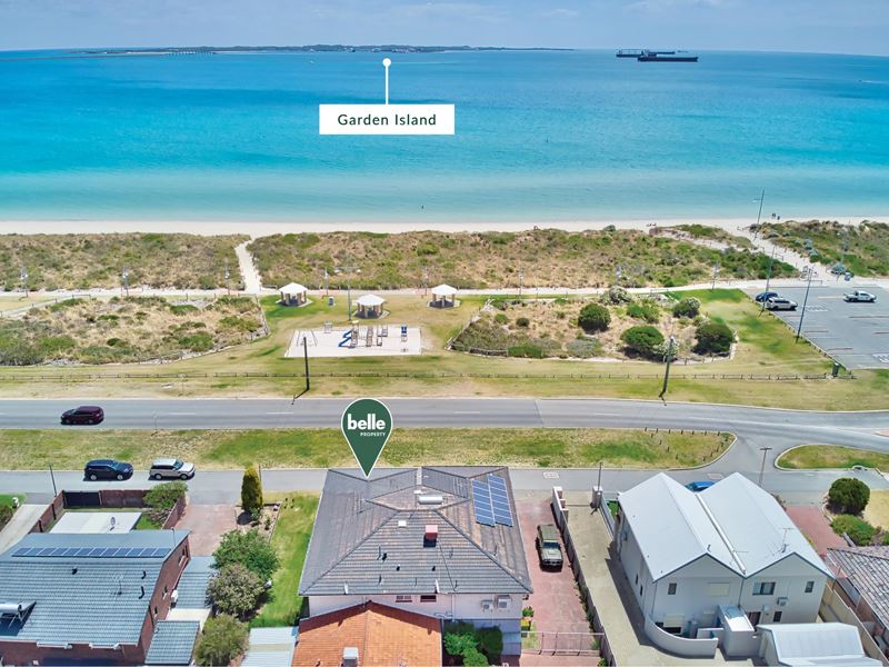 12/99 Rockingham Beach Road, Rockingham WA 6168