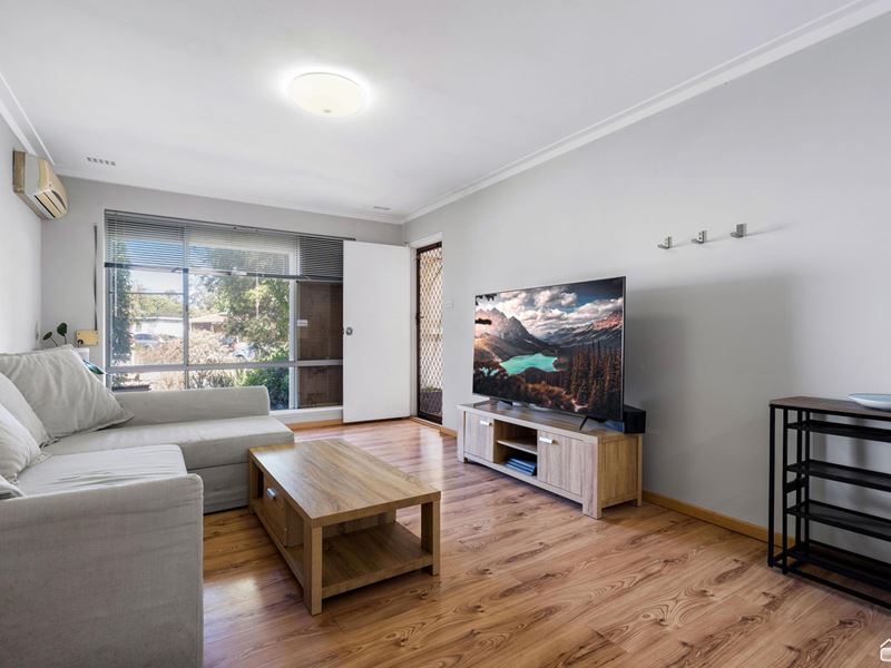 24 Dryandra Way, Armadale
