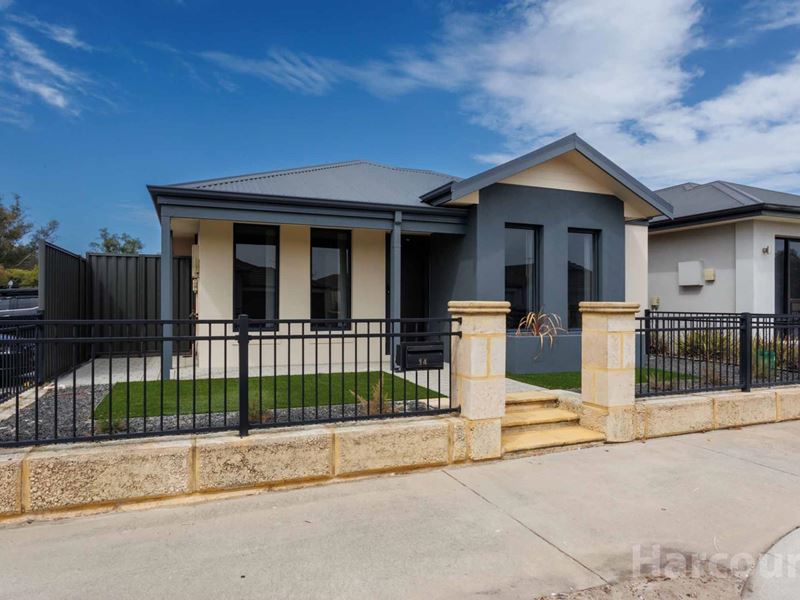14 Kabuki View, Aveley