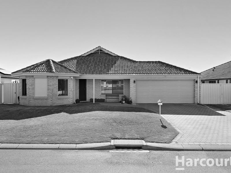 11 Balicup Way, Lakelands WA 6180