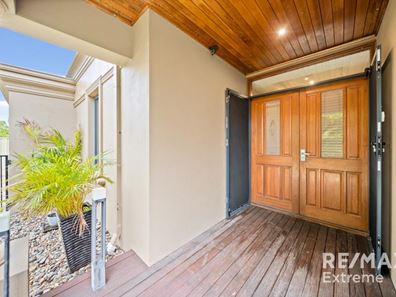 51 Keanefield Drive, Carramar WA 6031