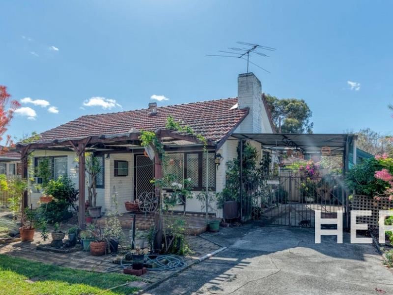 63 Andrews Road, Wilson WA 6107