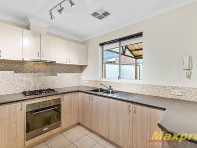 4/61 Whaleback Avenue, Parkwood WA 6147