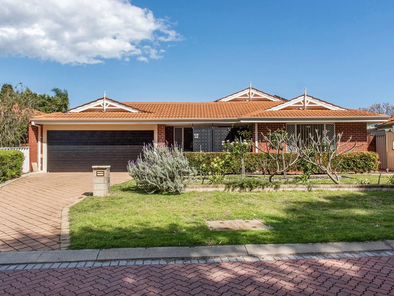 24 Trafalgar Gardens, Port Kennedy WA 6172