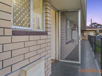 67/303 Harborne Street, Glendalough WA 6016