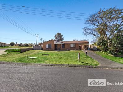 38 Sweeting Way, Withers WA 6230