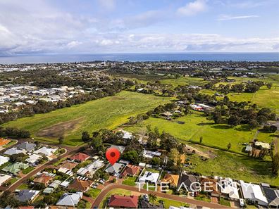 15 Clover Crescent, Busselton WA 6280