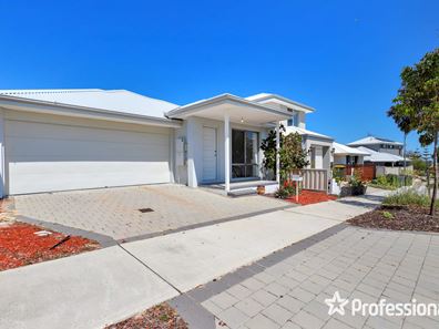 8 Sanderling Street, Alkimos WA 6038