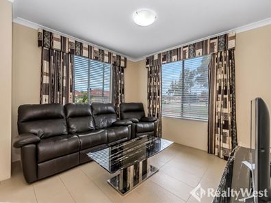 14B Charles East Street, Midland WA 6056