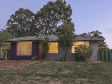 211A Kalamunda Road, Maida Vale WA 6057