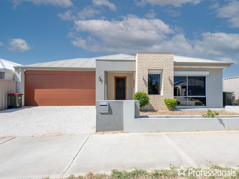 30 Crimson Boulevard, Forrestfield