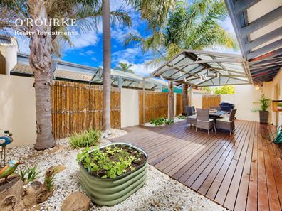 7/11 Hinderwell Street, Scarborough WA 6019