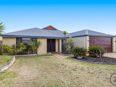 13 Noreena Avenue, Golden Bay WA 6174