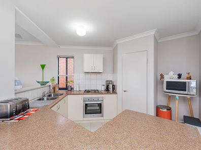 33 Foss Street, Bicton WA 6157