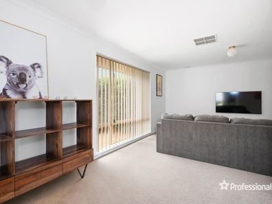 16A Jarvis Place, Hannans WA 6430