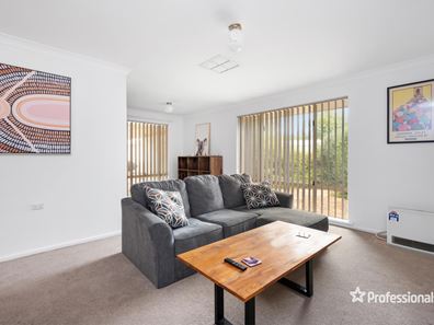 16A Jarvis Place, Hannans WA 6430