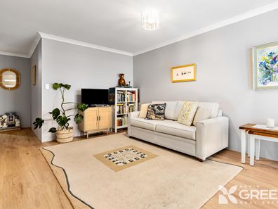 29 Benalla Way, Lakelands WA 6180