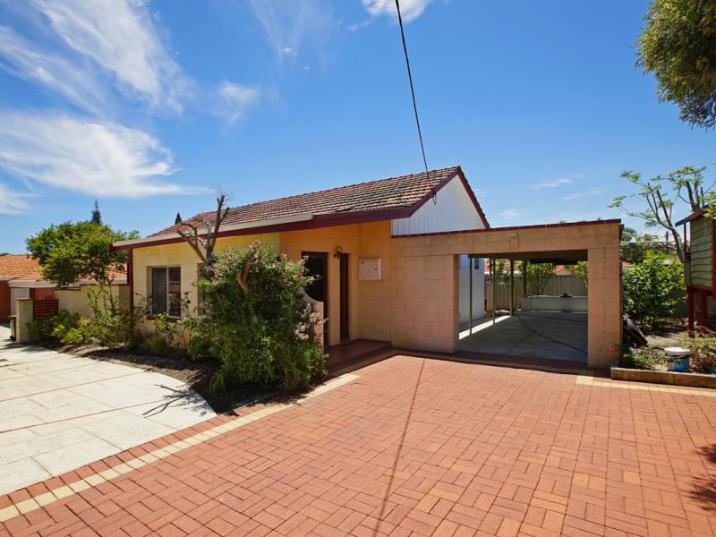 5 Renshaw Place, Morley WA 6062