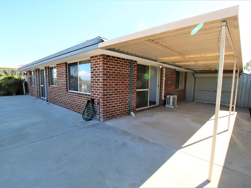 7 Burnett Drive, Clarkson WA 6030