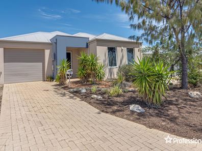 16 Everlasting Road, Yanchep WA 6035