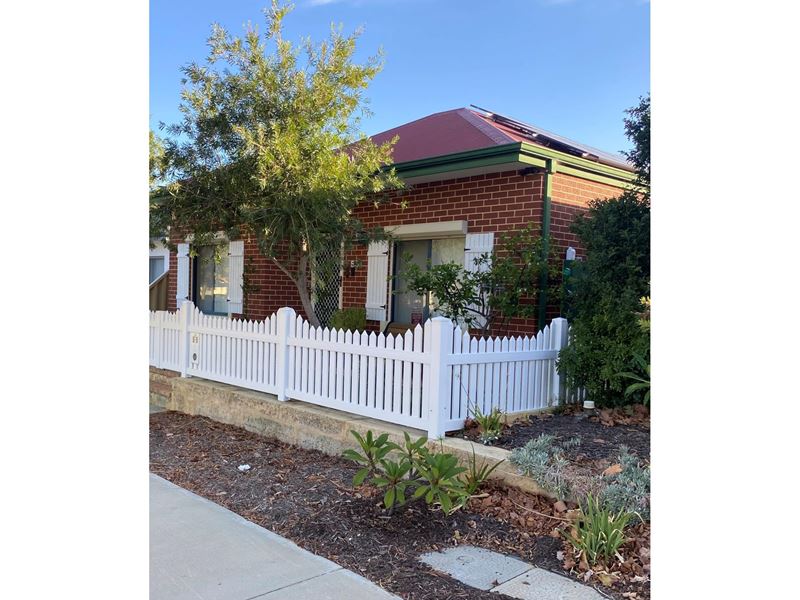 55 Ashbourne Avenue, Ridgewood