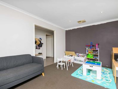 11 Koonak Street, Dalyellup WA 6230