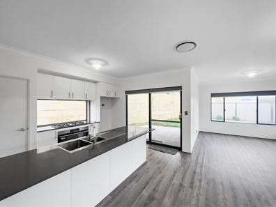 57 Carnelian Avenue, Australind WA 6233