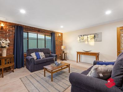 44 Carrick Road, Mount Richon WA 6112