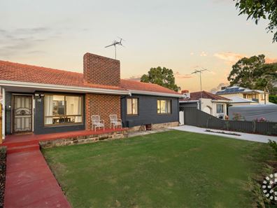 16 Aberle Street, Hamilton Hill WA 6163