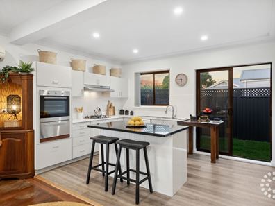16 Aberle Street, Hamilton Hill WA 6163