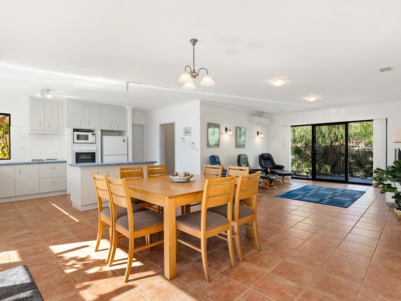 19A Liverpool Street, Shoalwater WA 6169