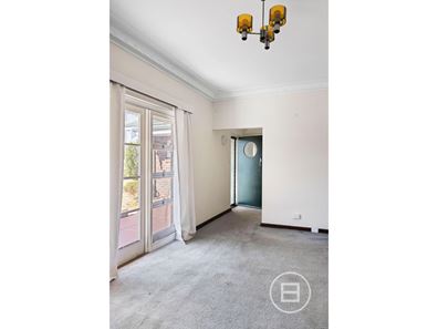 215 Flinders Street, Yokine WA 6060