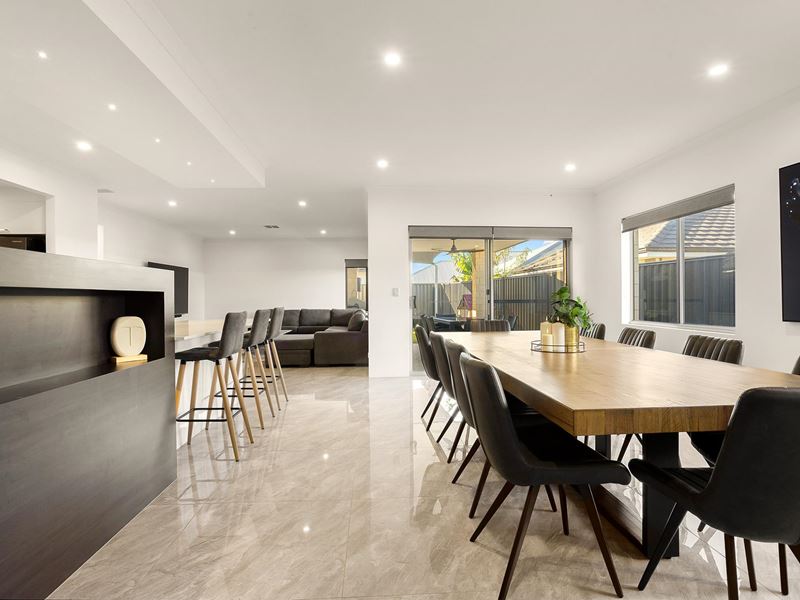 3 Shale Court, Piara Waters