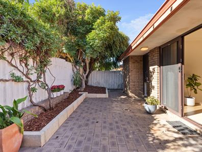 4/13 Elvira Street, Palmyra WA 6157