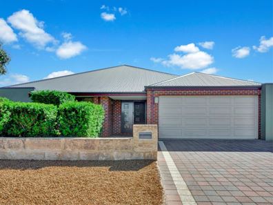 11 Topsail Street, Drummond Cove WA 6532