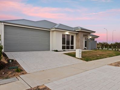 15 Carlsbad Promenade, Alkimos WA 6038