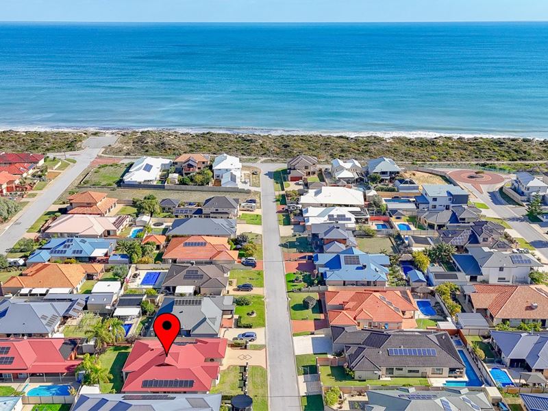 15 Podman Turn, Madora Bay
