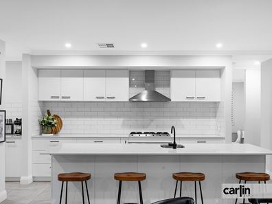 19 Swindale Avenue, Hilbert WA 6112