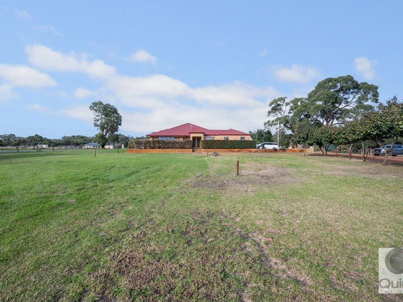 31 Coleman Close, Cardup WA 6122