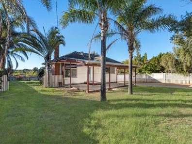 5 Challener Street, Rangeway WA 6530