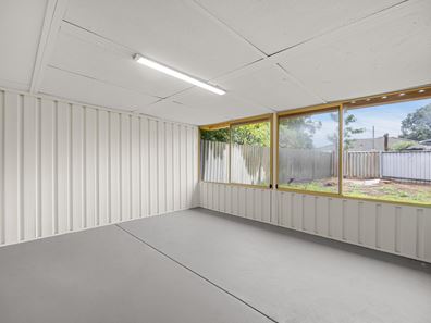 11 Acacia Close, Armadale WA 6112