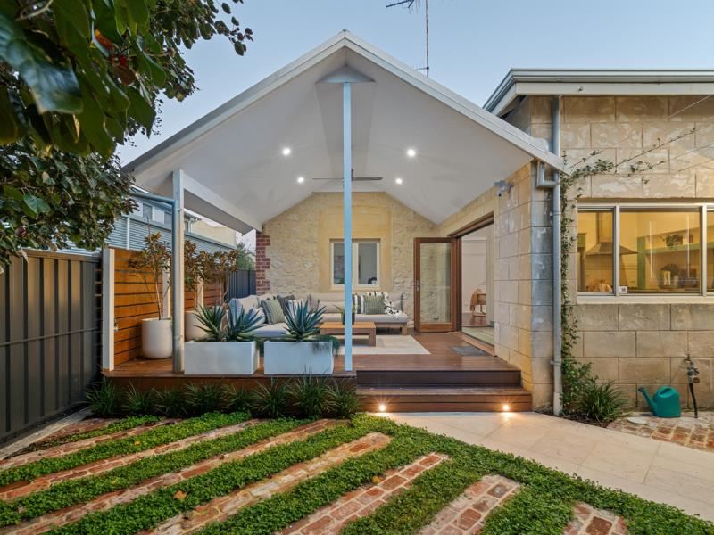 10 Grey Street, Fremantle WA 6160
