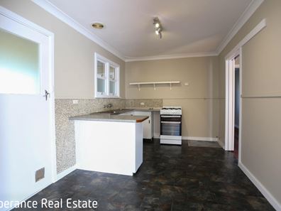 10a Ocean Street, Sinclair WA 6450