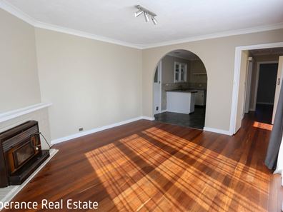 10a Ocean Street, Sinclair WA 6450