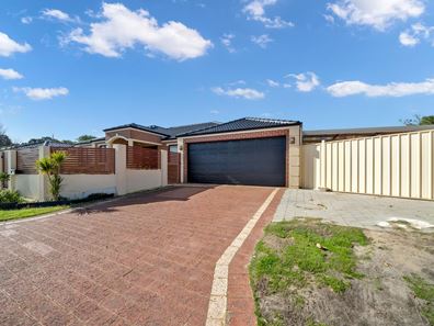 1 Planetree Pass, Canning Vale WA 6155