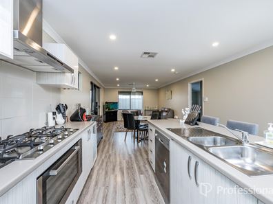 36 Cornflower Drive, Eglinton WA 6034