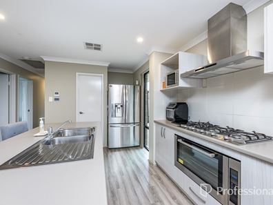 36 Cornflower Drive, Eglinton WA 6034