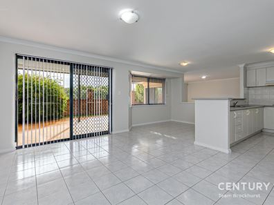 24/7 Lester Drive, Thornlie WA 6108